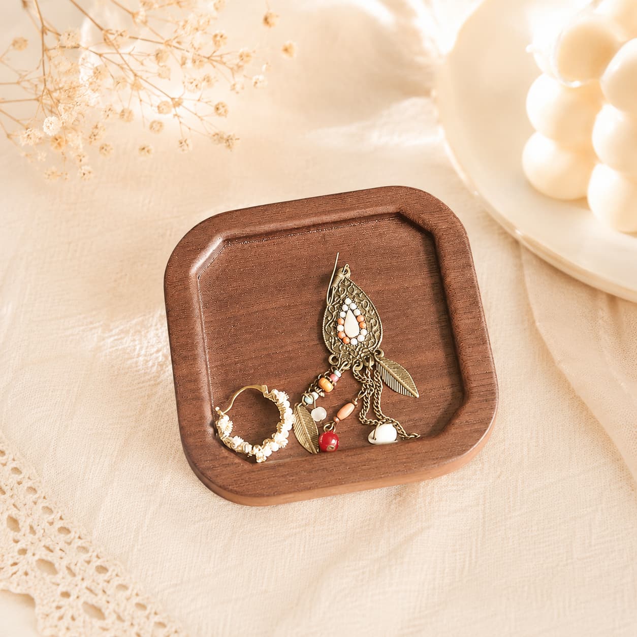 ring-dish.jpg ring-dish.jpg