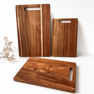 Premium Acacia Wood Cutting Board for Kitchen Use
