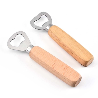 Wholesale Wooden Bottle Openers: What Should Gift Buyers Look For?