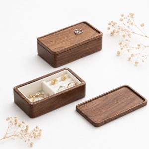 Personalized Magnetic Walnut Jewelry Box for Jewelry Storage