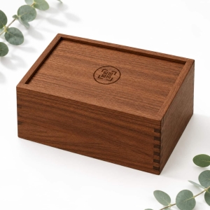 Custom Engraved Walnut Sliding Lid Anniversary Gift Box Wholesale